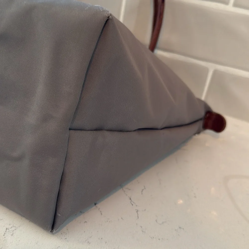 Longchamp Gray nylon tote - Picture 6 of 10